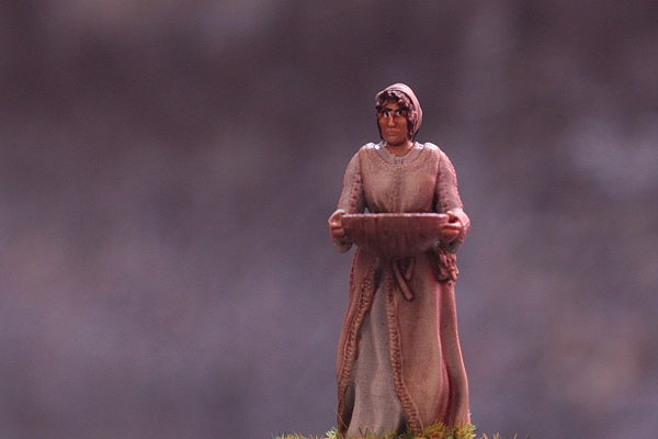 figurine serveuse